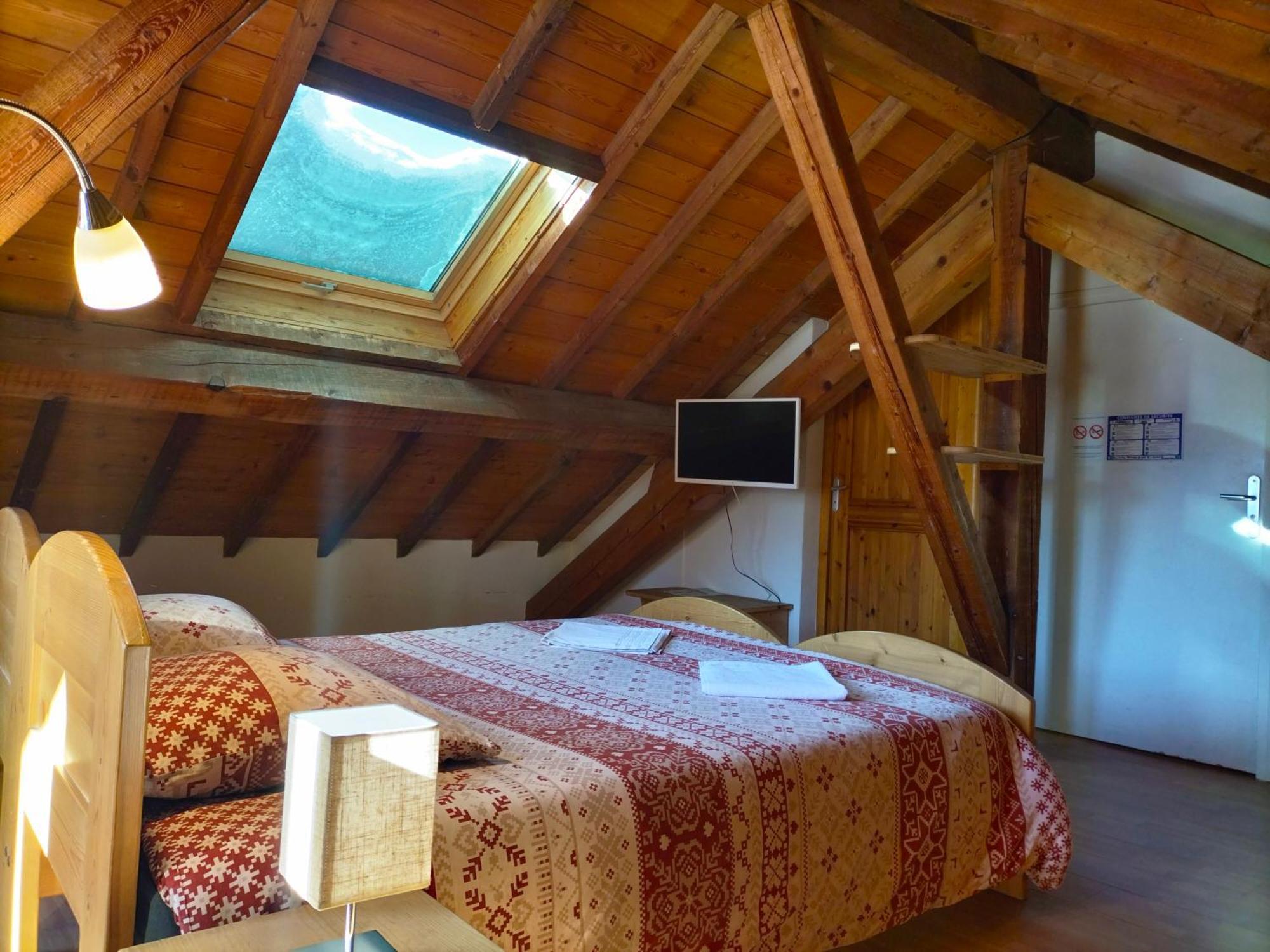 Puy-Saint-Pierre Auberge La Maison De Catherine מראה חיצוני תמונה