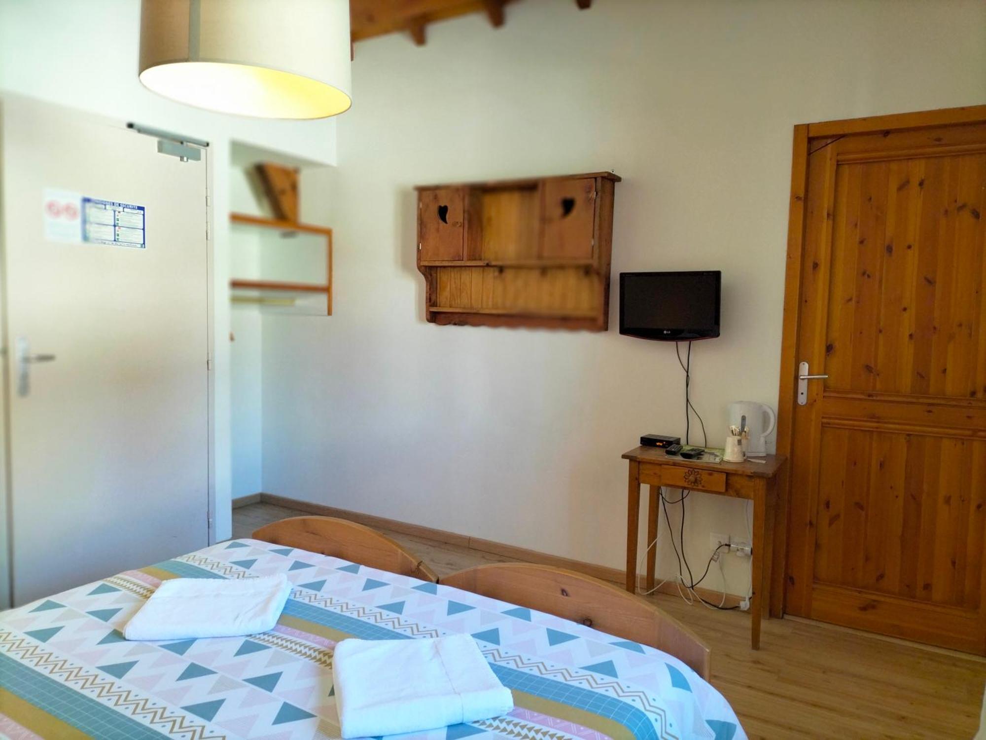 Puy-Saint-Pierre Auberge La Maison De Catherine מראה חיצוני תמונה